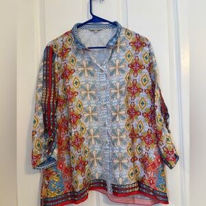 John Mark Multicolor Floral Button-Up Blouse in Light Blue & Red. Size Petite L